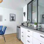 Pratique Pour 6 Personnes 2eme Париж